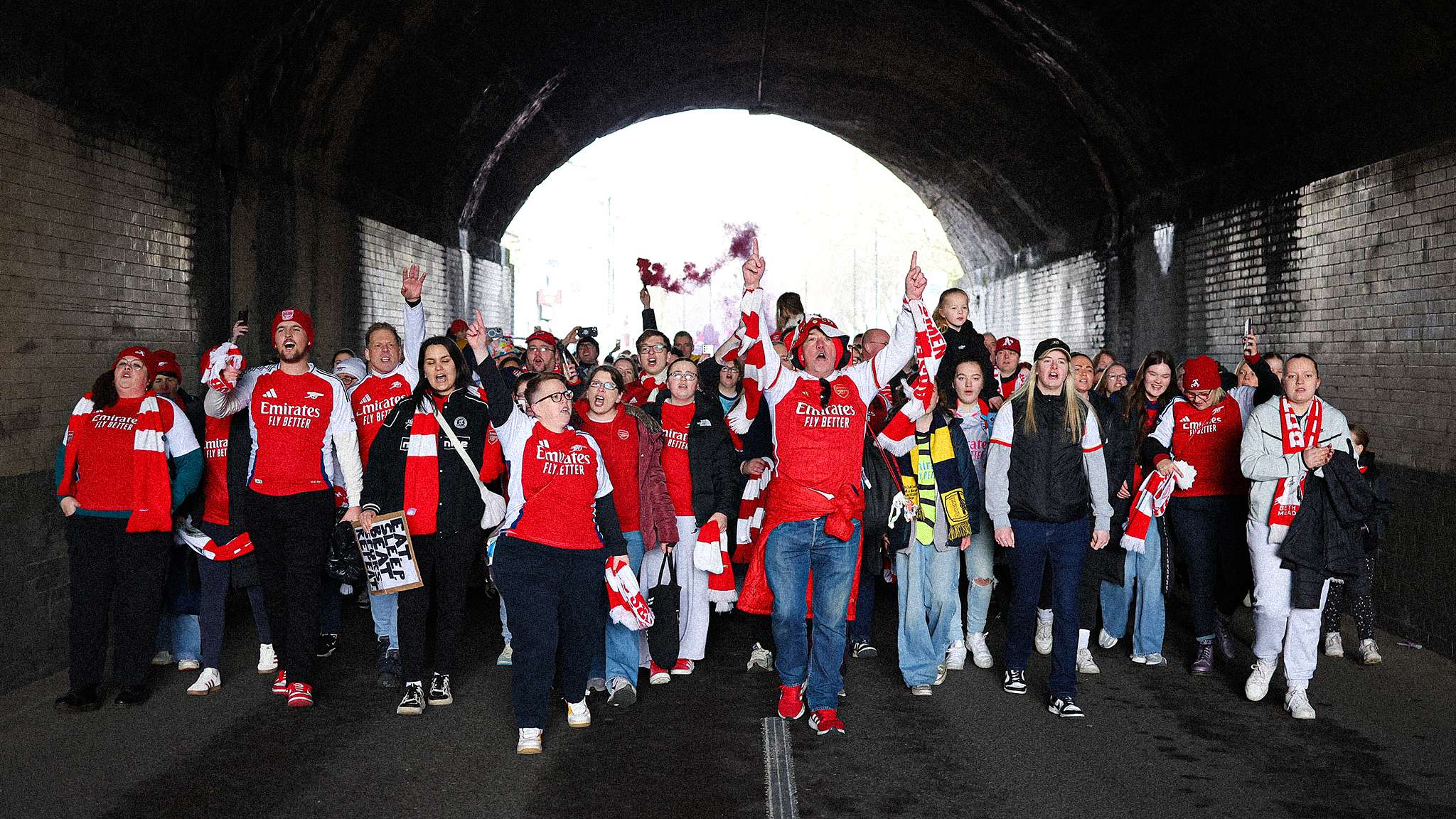 相比之下 相比之下