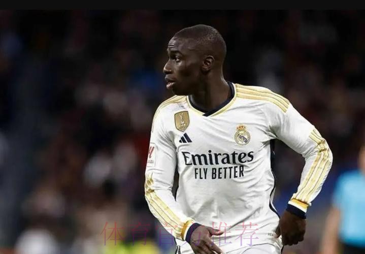 记者:皇马俱乐部方面回应称 门迪并没有受伤 记者:皇马俱乐部方面回应称 门迪并没有受伤